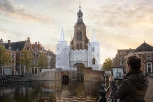 Virtuele herleving van verdwenen Leidse stadspoorten maakt geschiedenis zichtbaar