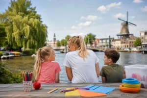 Vrijwilligers gezocht voor zomereditie van Jeugddorp in Leiden