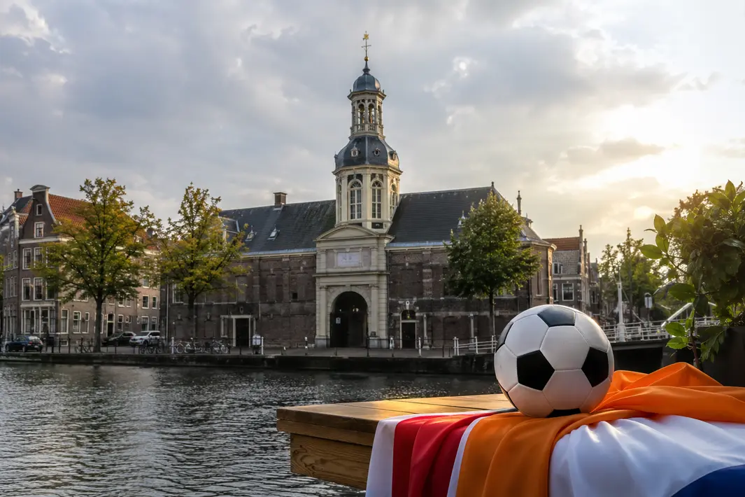 Pesthuis Leiden opent weer voor WK-voetbalwedstrijdkijken